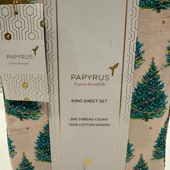 Papyrus Christmas tree King Sheet Set. - Picture 5 of 5
